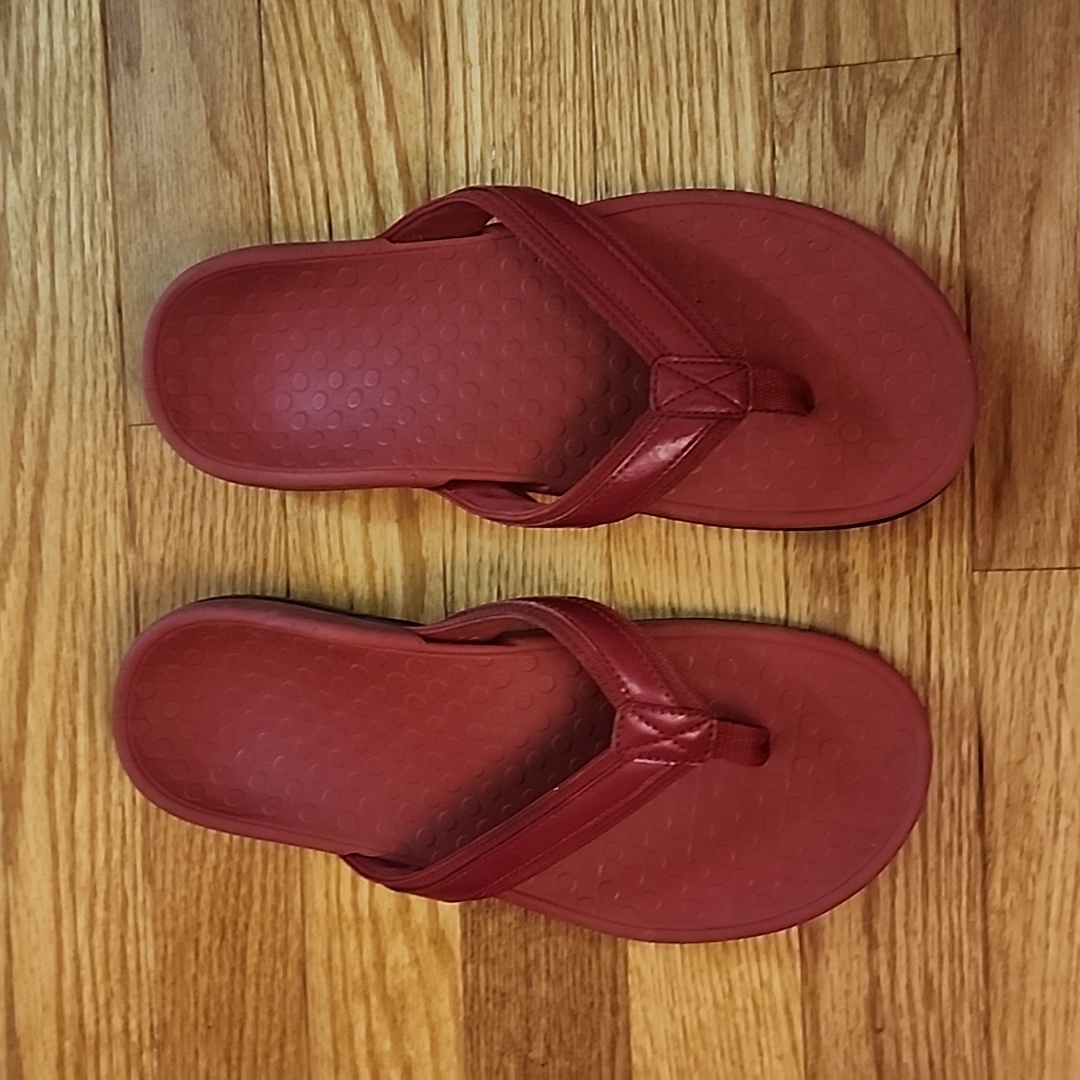 Vionic Tide Flat Sandals